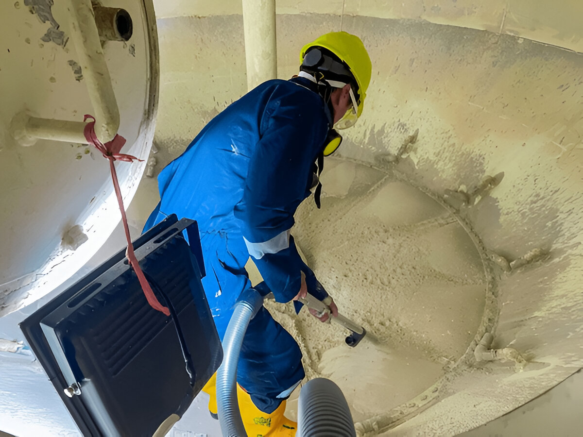 Professional Water Tank Cleaning Services in Dubai